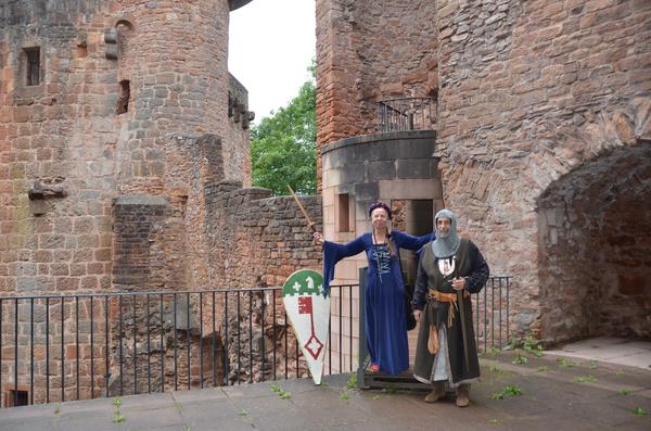 Ritter &raquo;Guy de Montclair&laquo; und seine Burgdame