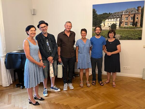 Landr&auml;tin Daniela Schlegel-Friedrich mit (v.l.n.r.) Dr. Andrea Jahn, O. W. Himmel, Stefan Z&ouml;llner, Julia Baur und Peter Strickmann