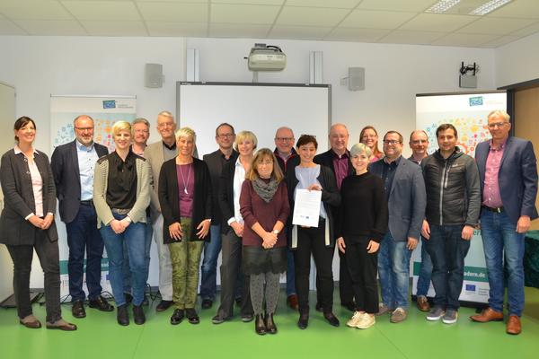 Der Landkreis Merzig-Wadern schloss mit Vertretern verschiedener, regionaler Bildungstr&auml;ger Kooperationsvereinbarungen ab, um die gemeinsame Zusammenarbeit zu intensivieren und bestehende Ressourcen zu vernetzen.