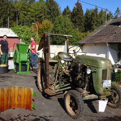 Das Projekt &raquo;Kelterschuppen&laquo; in Scheiden (Projekt der Gemeinde Losheim in Kooperation mit dem OGV Scheiden)