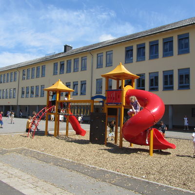 Grundschule Losheim Nicolaus-Voltz-Grundschule