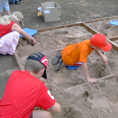 Kinderprogramm_Ausgrabung
