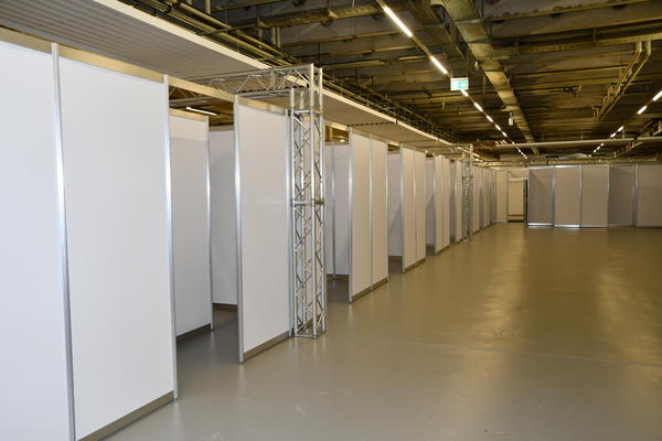 Impfzentrum Impfkabinen
