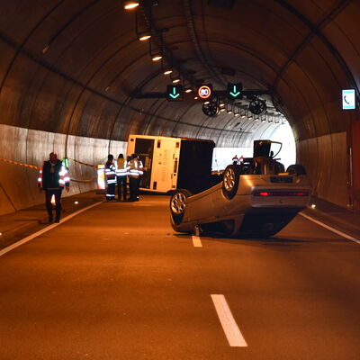 Gro&szlig;&uuml;bung im Pellinger Tunnel