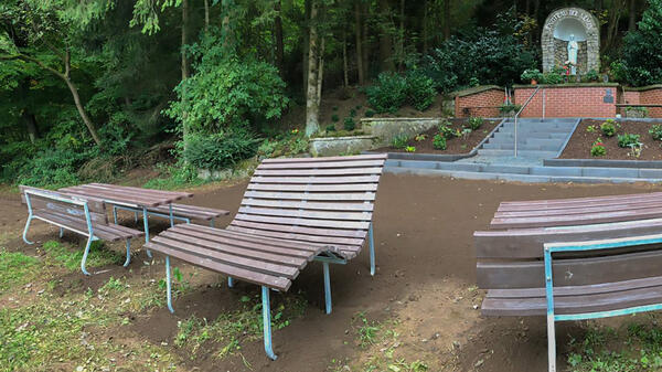 Die neugestaltete Mariengrotte in Bachem