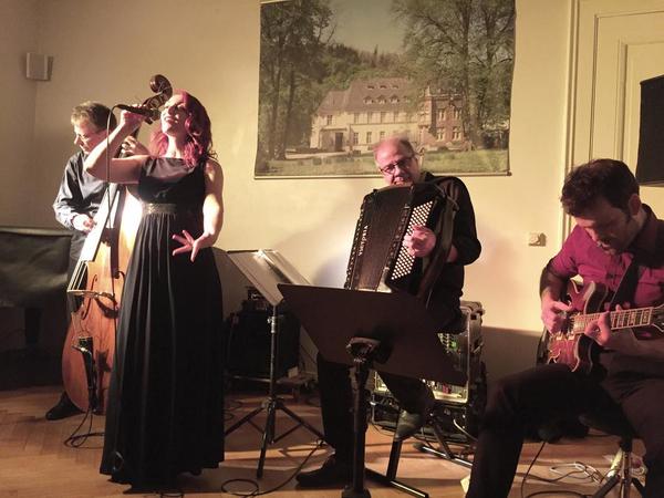 Konzert Die Schoenen_Weltfrauentag